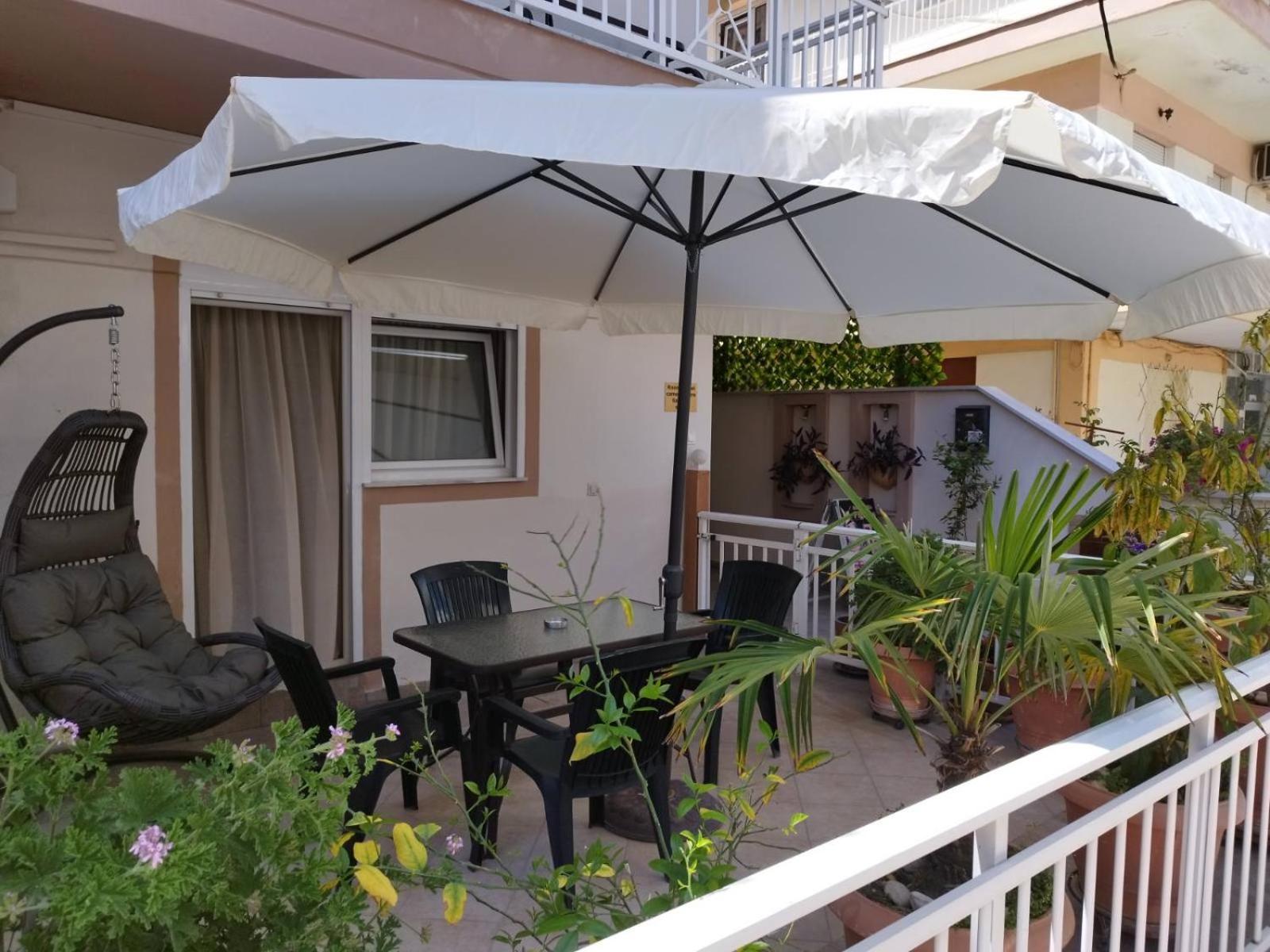 Hotel Villa Pigasos Paralia Katerinis Ngoại thất bức ảnh