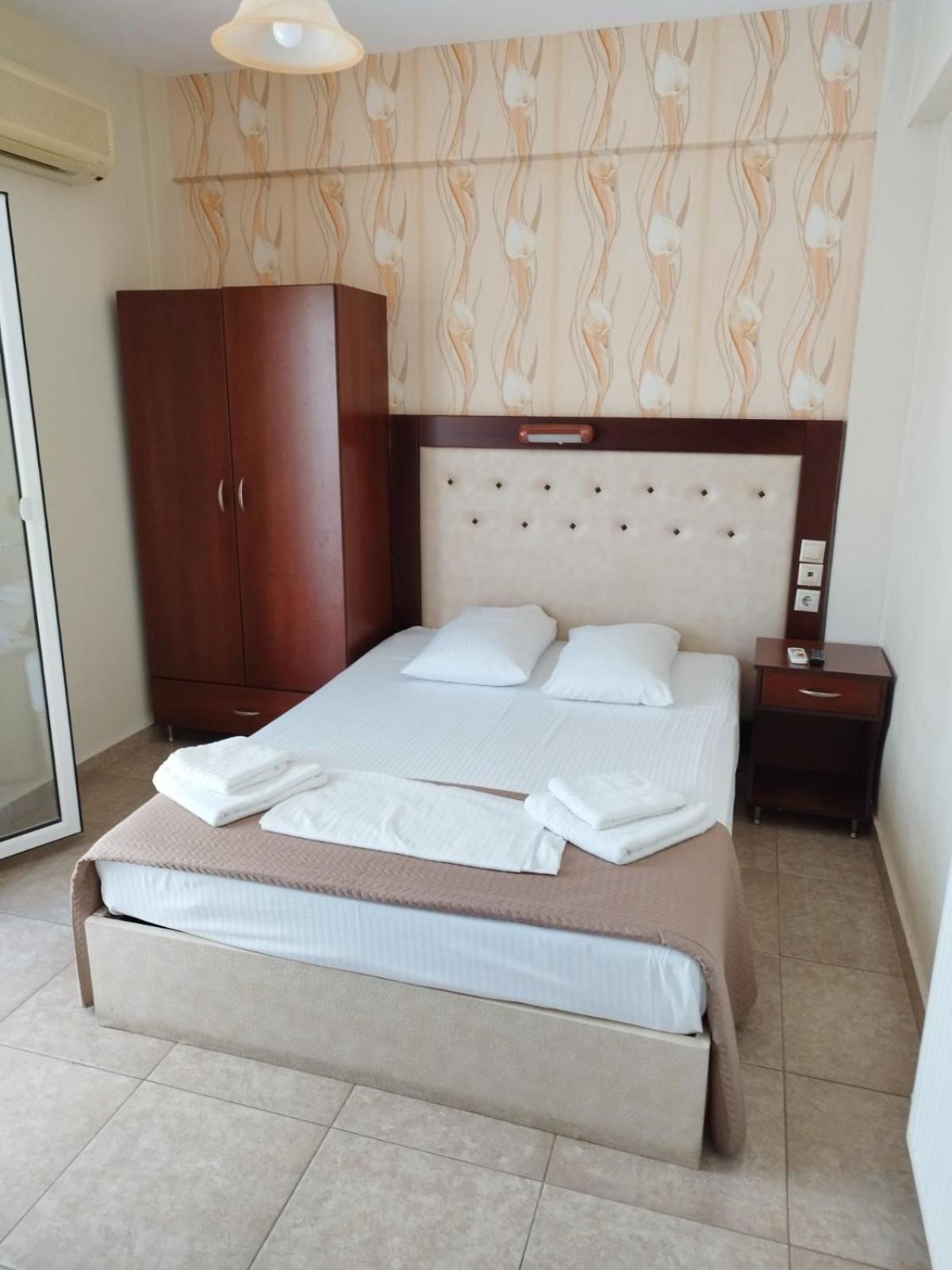 Hotel Villa Pigasos Paralia Katerinis Ngoại thất bức ảnh