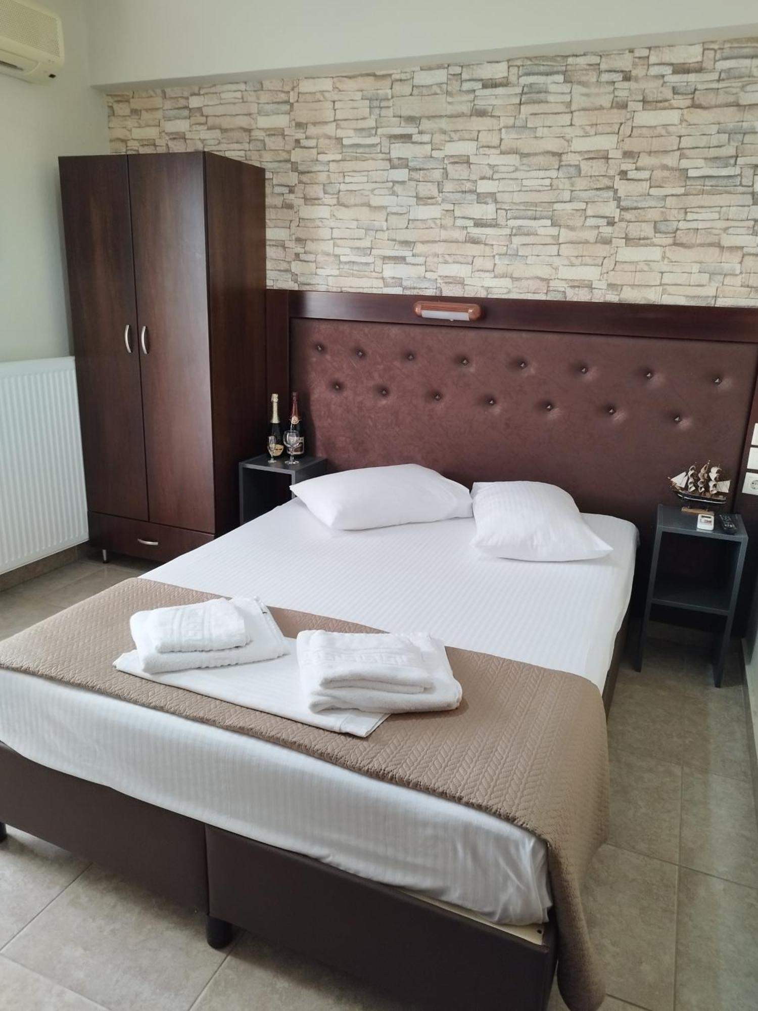 Hotel Villa Pigasos Paralia Katerinis Ngoại thất bức ảnh