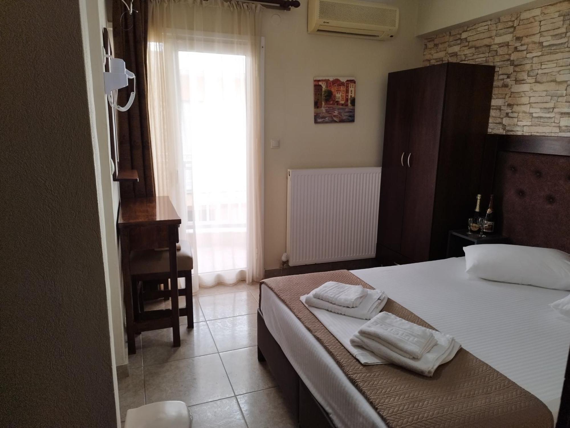 Hotel Villa Pigasos Paralia Katerinis Ngoại thất bức ảnh